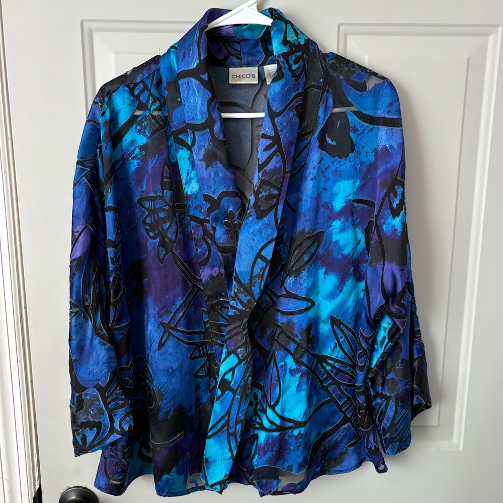 Chico's Blue & Black Floral Satin Open-Front Jacket